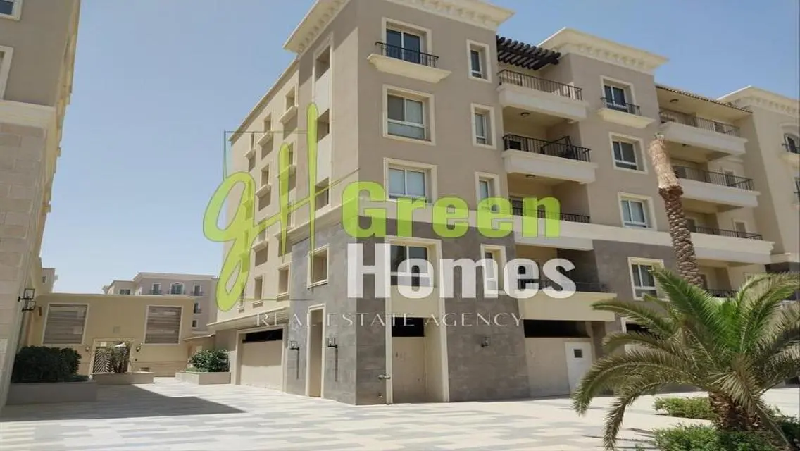 Luxurious Green Home with Security Guard in an Excellent Location