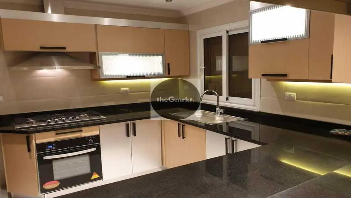 Luxury Apartment in Giza Plateau with Mountain View