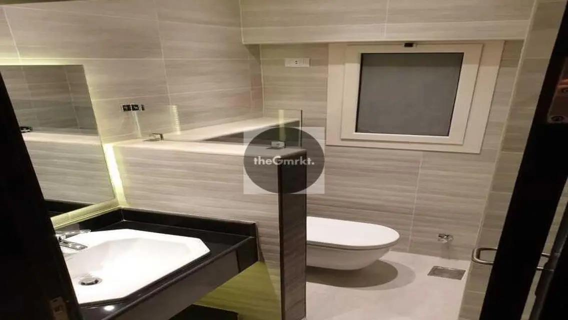 Luxury Apartment in Giza Plateau with Mountain View