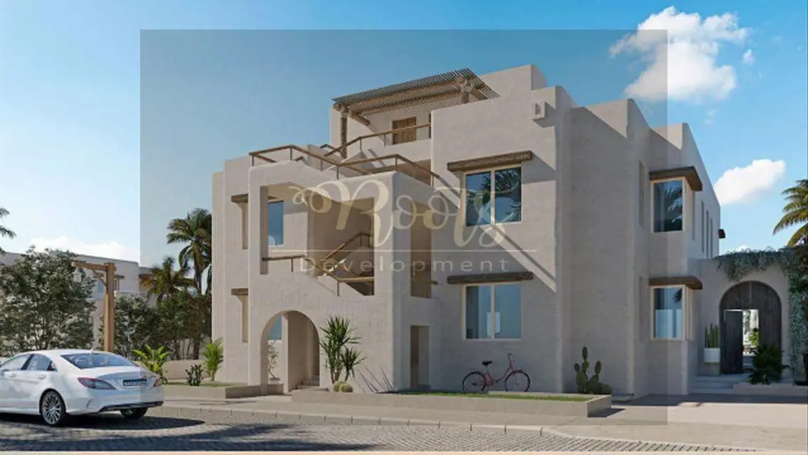 فيلا فاخرة بتصميم حديث وحماية متكاملة