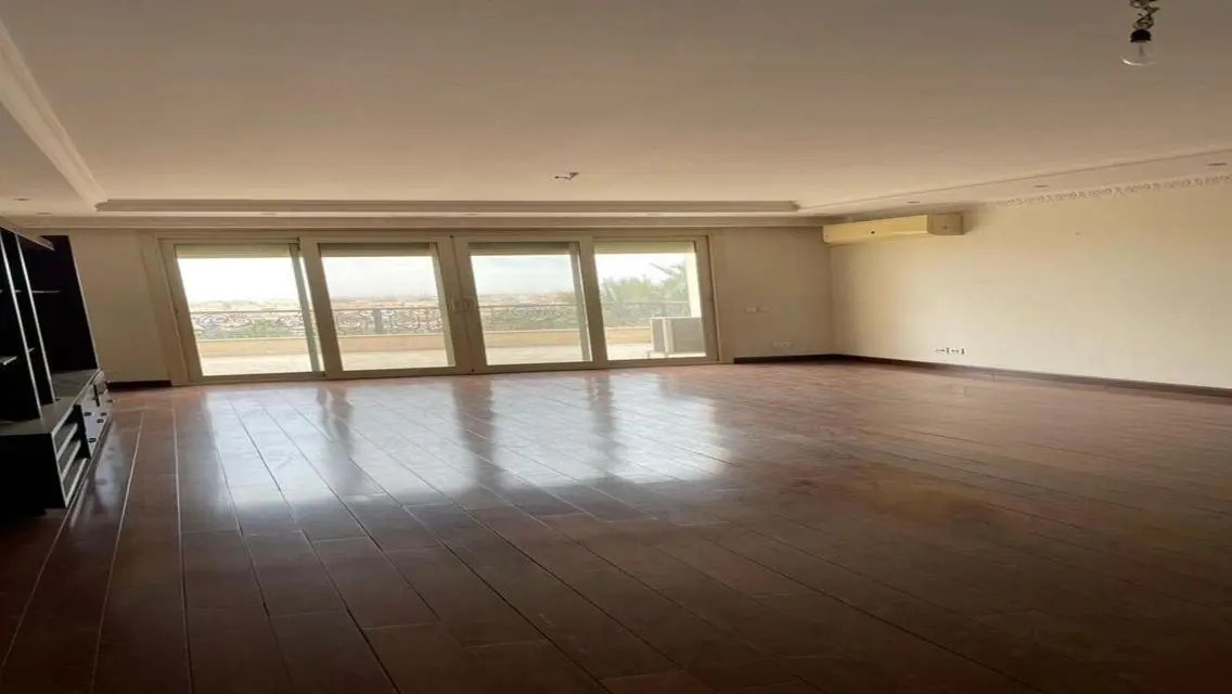 Villa very prime location in lake view New Cairo