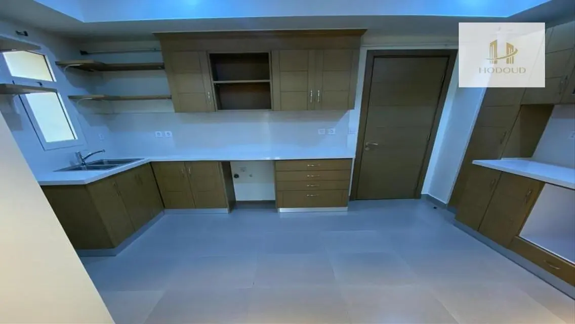 Spacious Luxury Apartment for Sale