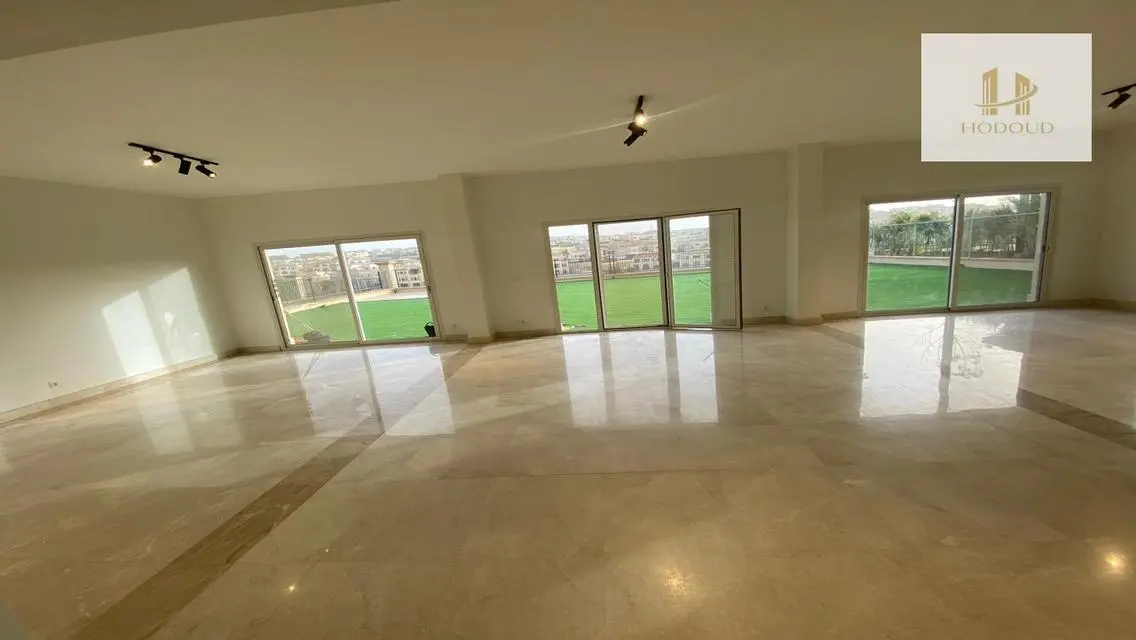 Spacious Luxury Apartment for Sale