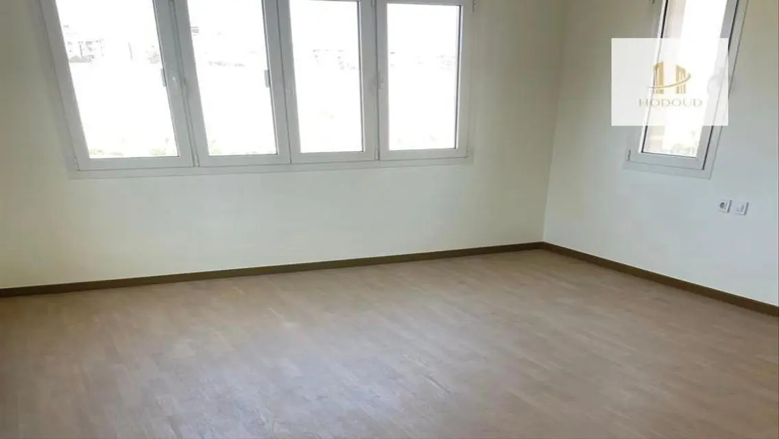 Spacious Luxury Apartment for Sale