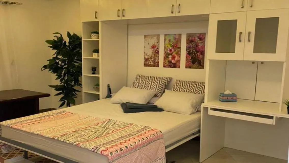 Luxury Villa with Private Garden and Pool for Sale