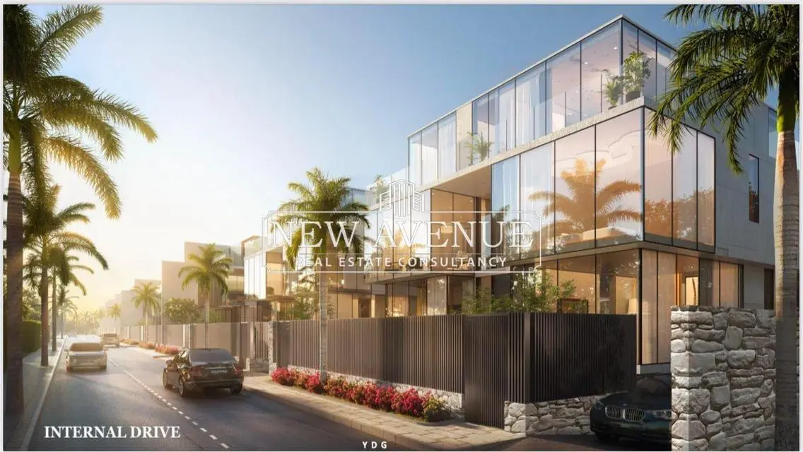 Luxury Apartment with Spacious Layout