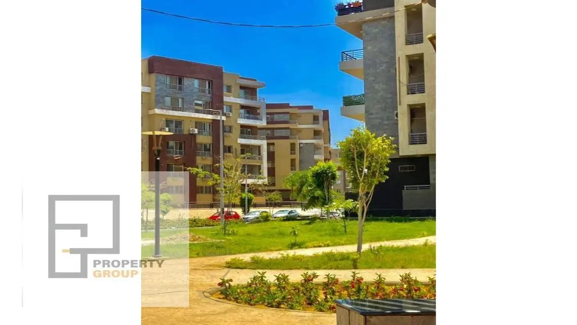 فيلا فاخرة بمساحة واسعة وبسعر مغري