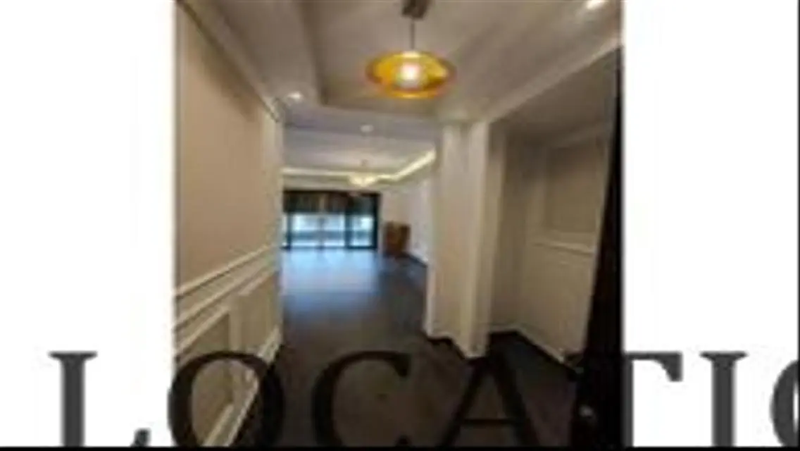 Luxury Apartment with Private Garden and Pool in Prime Location