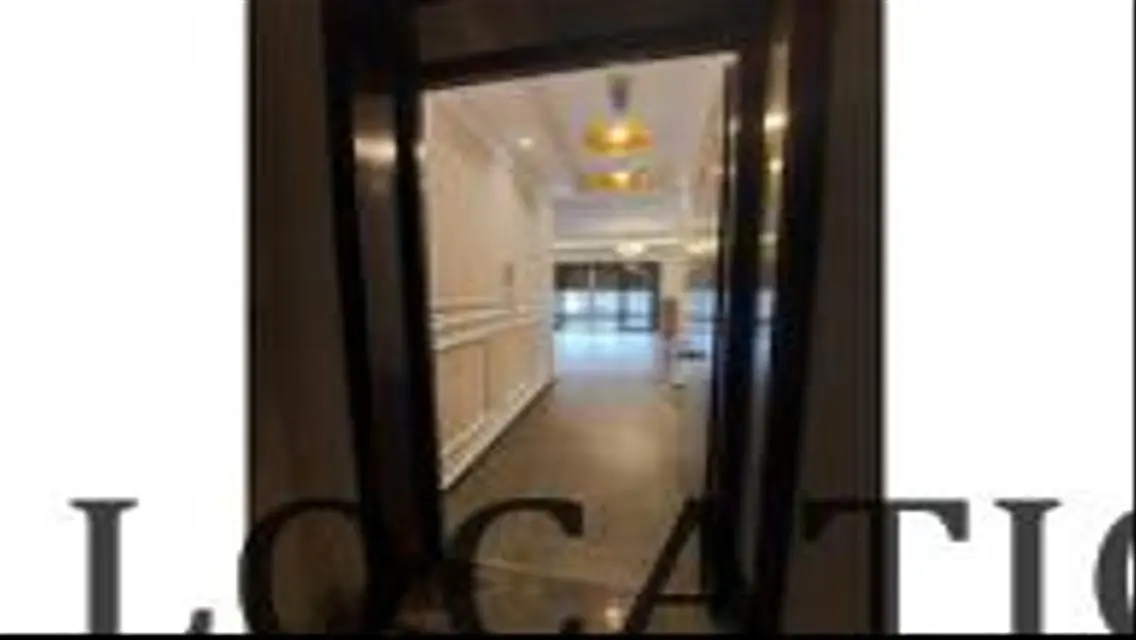 Luxury Apartment with Private Garden and Pool in Prime Location