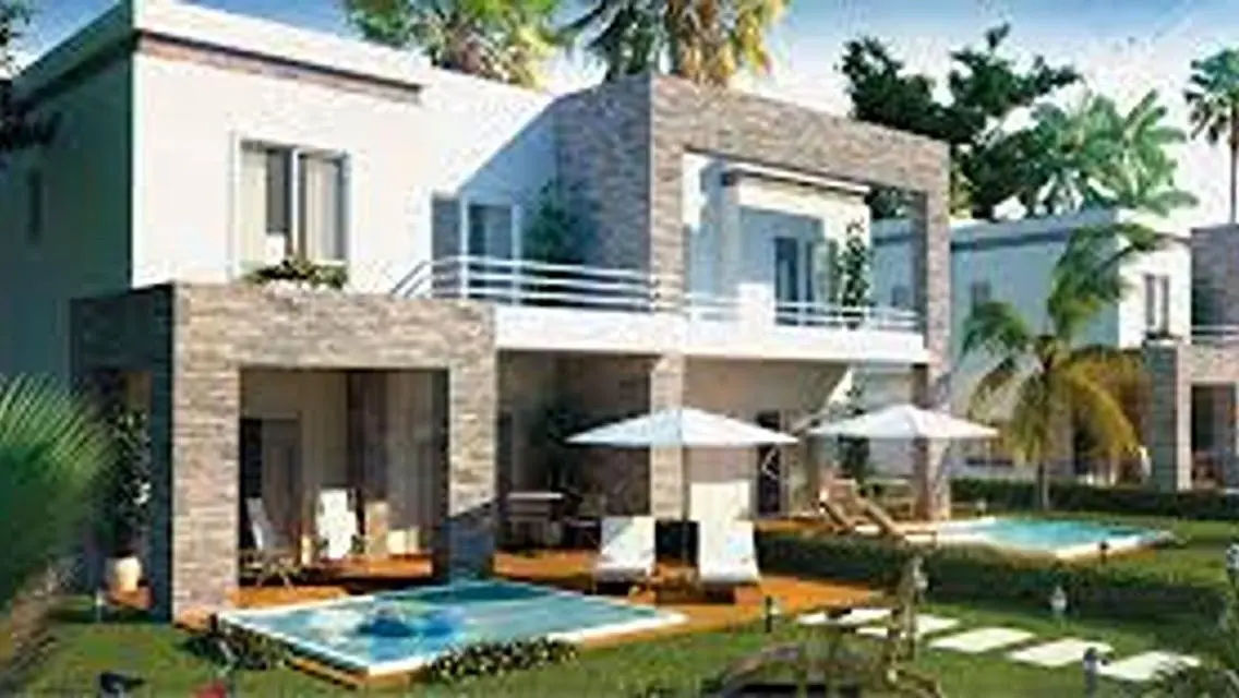 Luxury 3-Bedroom Apartment with Private Pool and Stunning Lake Views