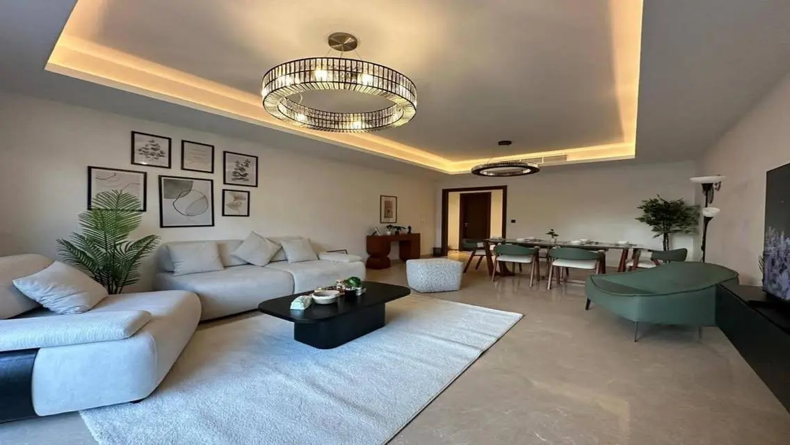 Luxury Villa for Sale in Sun Capital