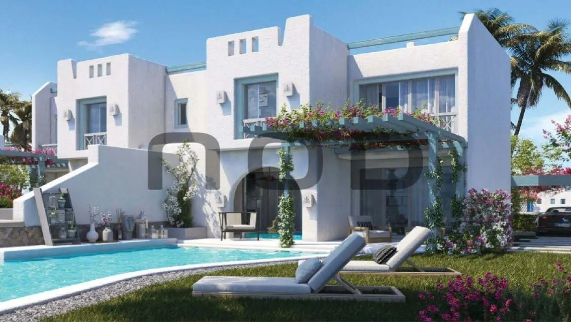 Luxury Apartment with Stunning Lake View