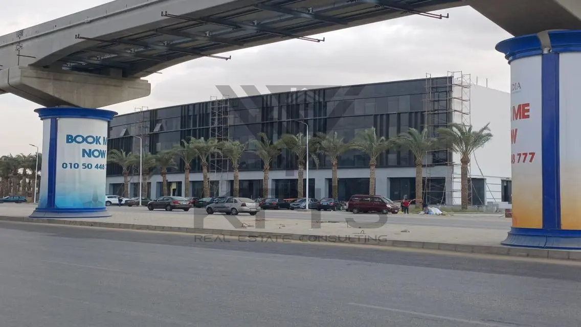 Lake View Apartment in New Cairo