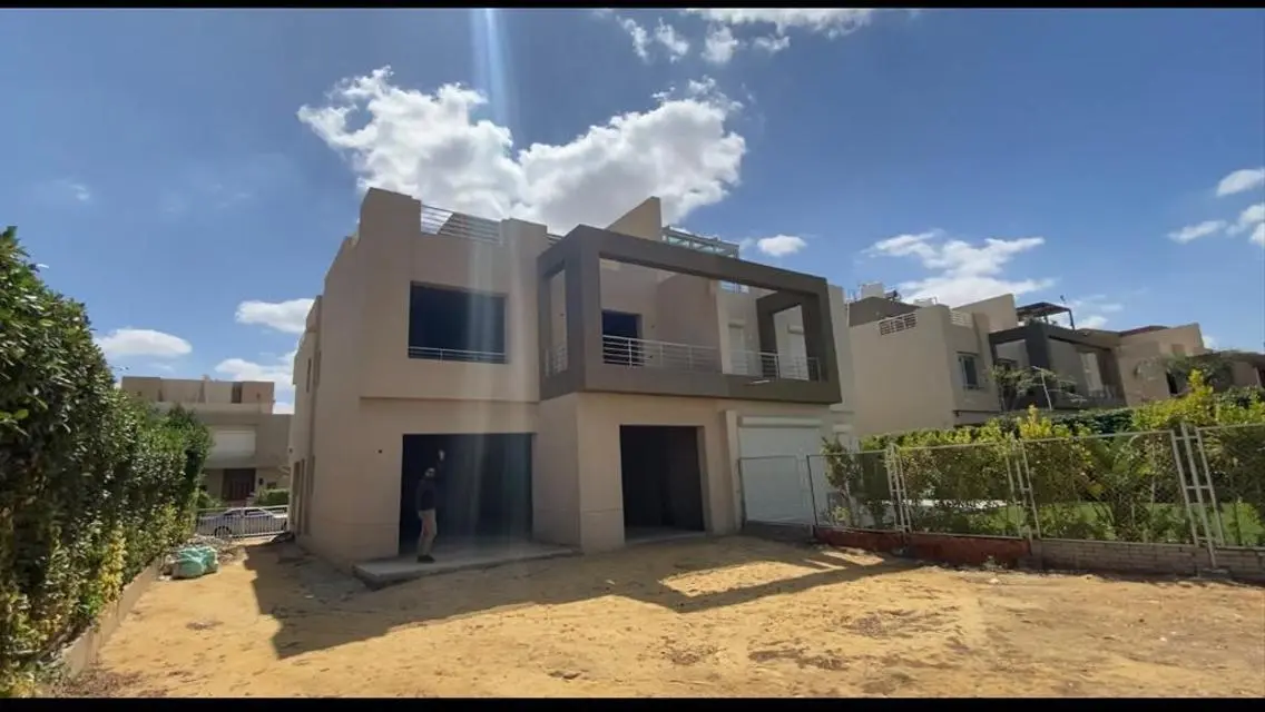 Luxurious Villa with 400 sqm in an Ideal Location