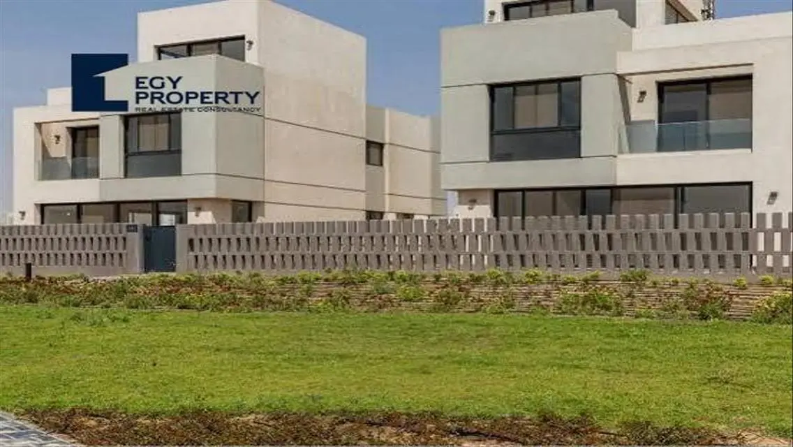 Luxury Villa for Sale in EBURVV