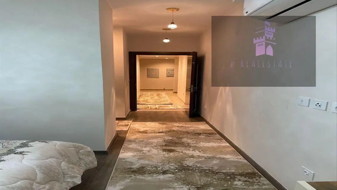 Luxury 3-Bedroom Apartment in the Heart of the City