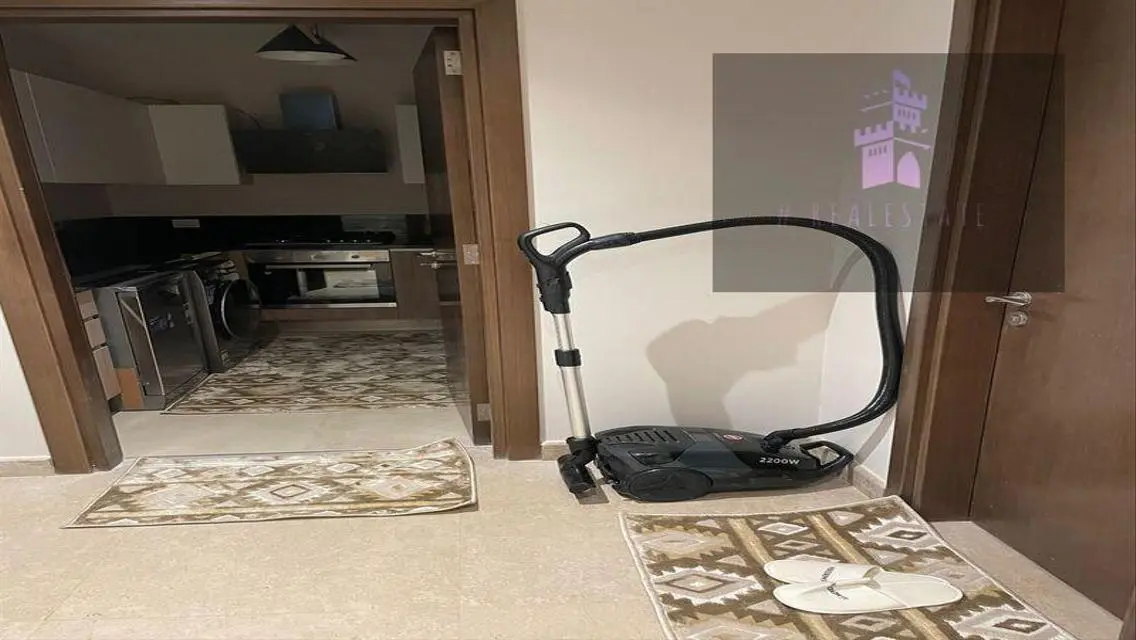 Luxury 3-Bedroom Apartment in the Heart of the City