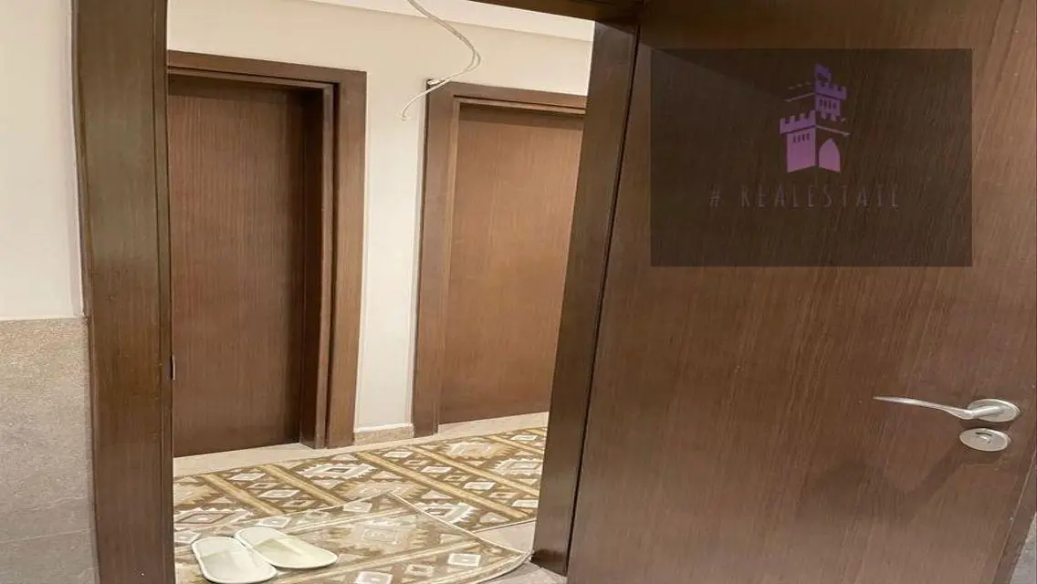 Luxury 3-Bedroom Apartment in the Heart of the City