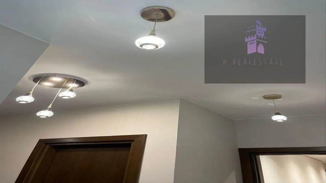 Luxury 3-Bedroom Apartment in the Heart of the City