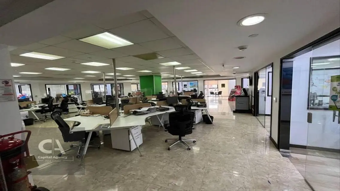 عقار مميز بمساحة 750 متر
