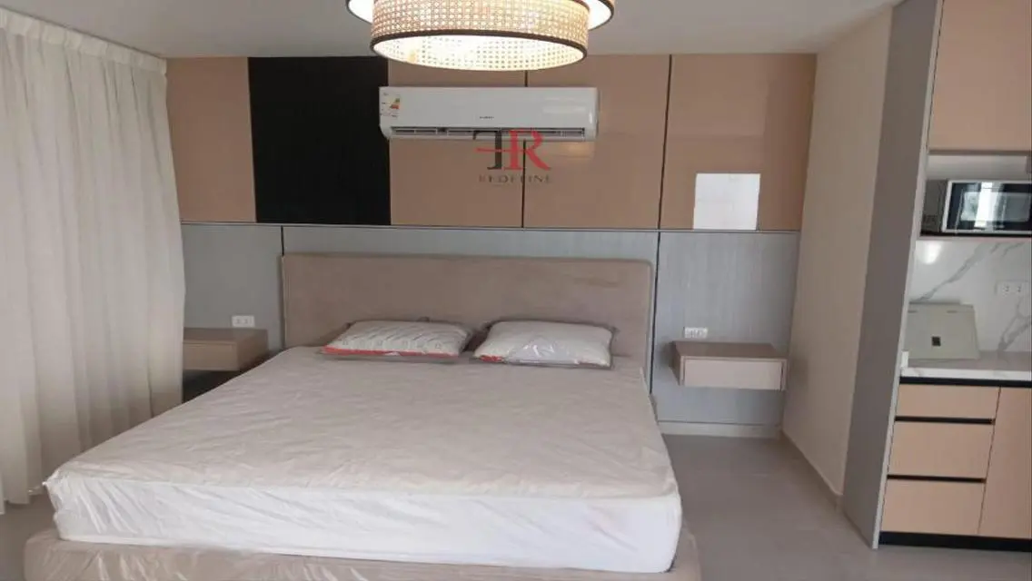 Luxury Apartment for Sale in Eastown, 61000 sqm
