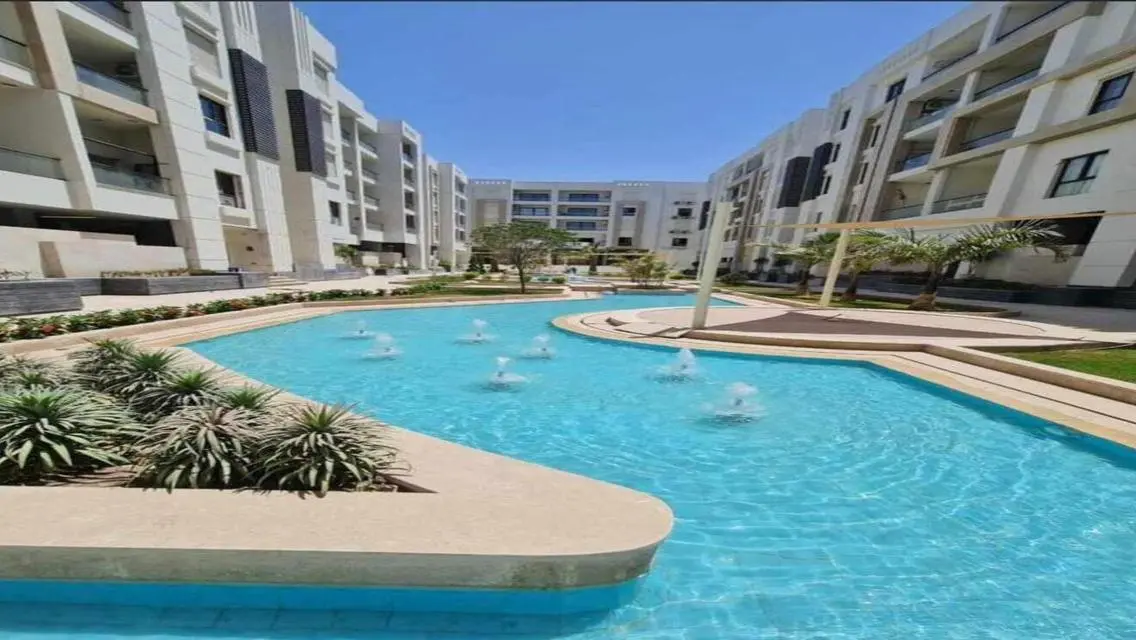 Luxury Villa for Sale with Extensive Amenities