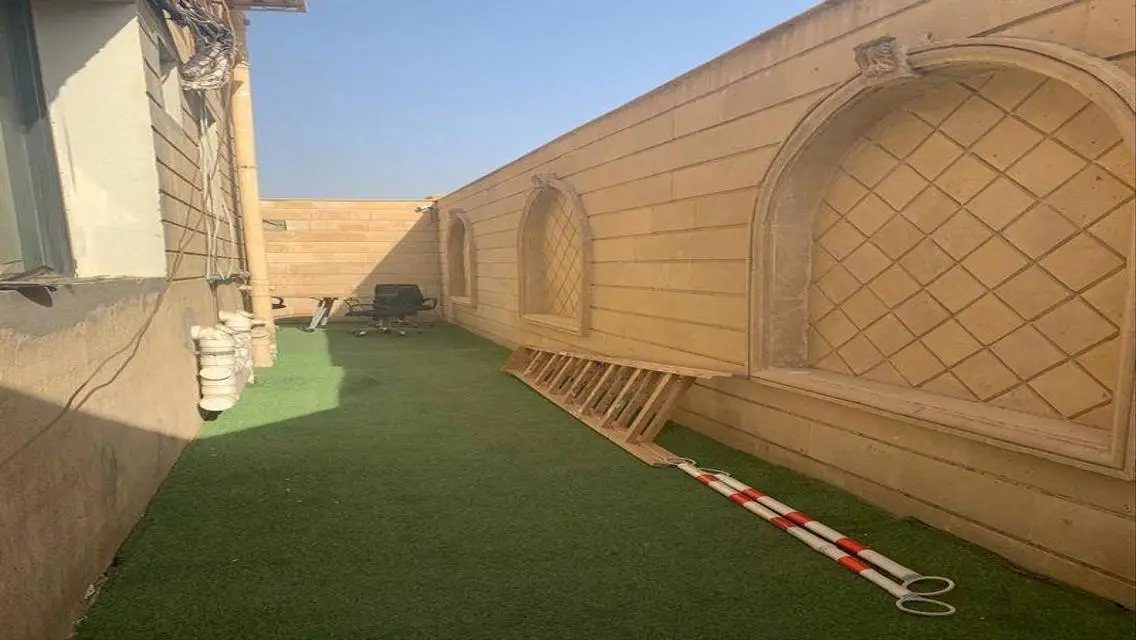 شقة فاخرة للبيع في موقع متميز