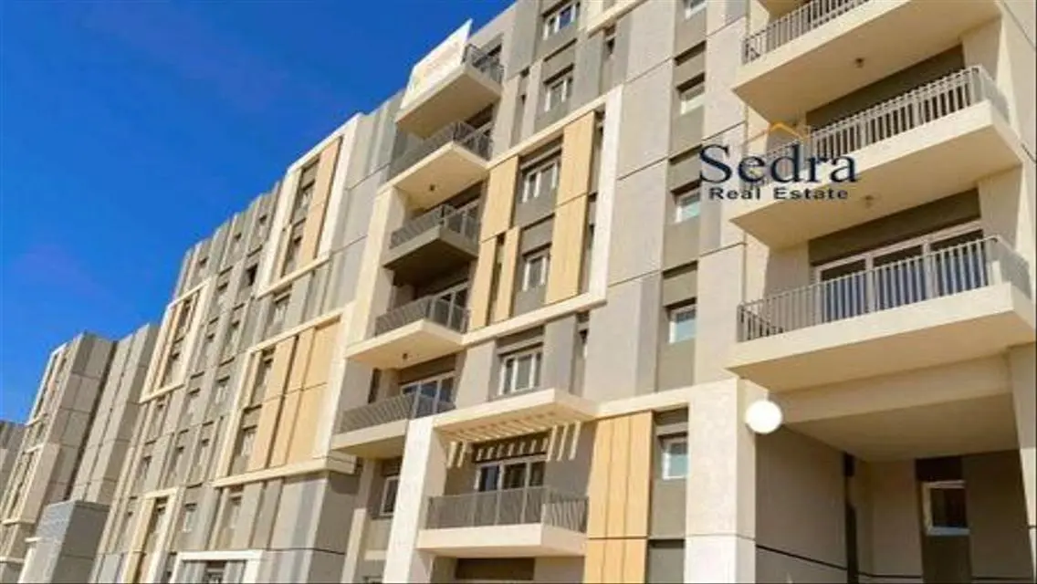 شقة فاخرة مع إطلالة على البحيرة