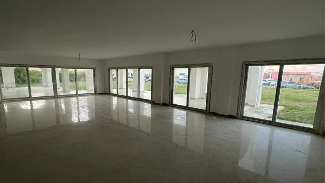 Luxury Villa Overlooking Lakes for Sale