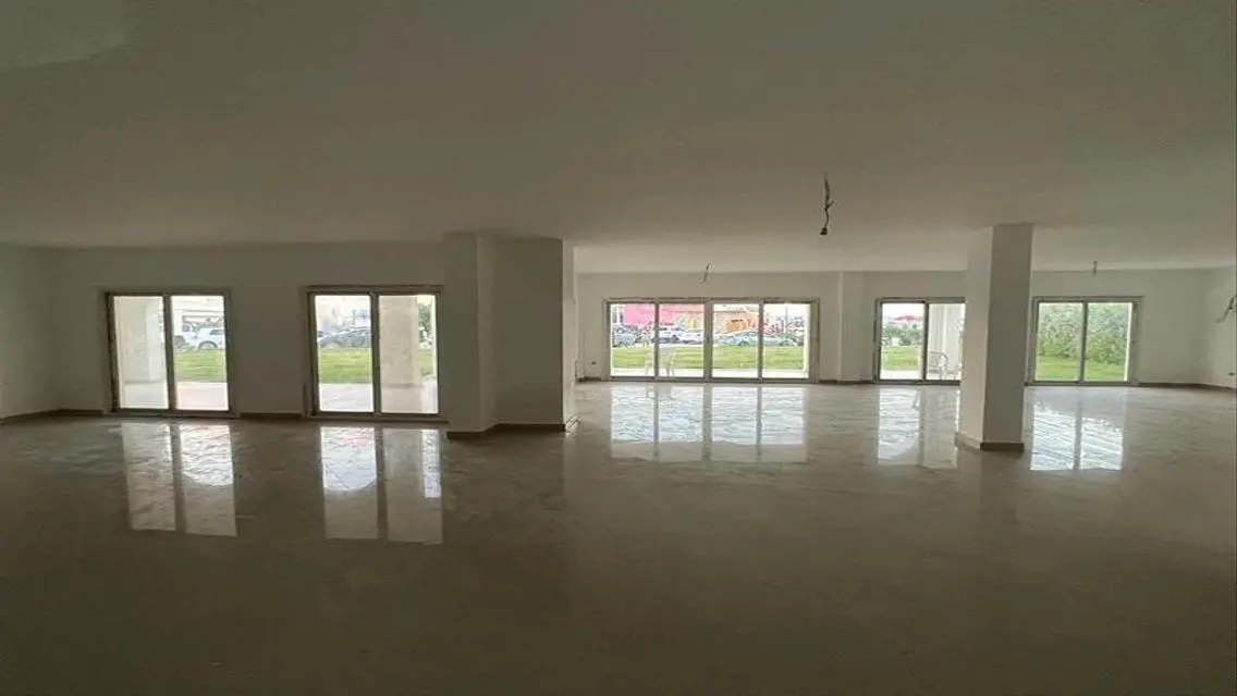Luxury Villa Overlooking Lakes for Sale