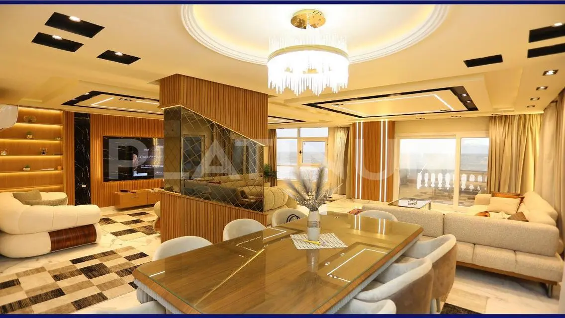 Luxury Apartment with Balcony Overlooking Lakes