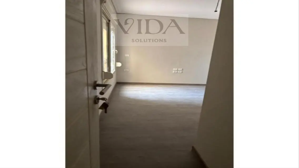 Luxury Apartment with Private Garden and Shared Pool