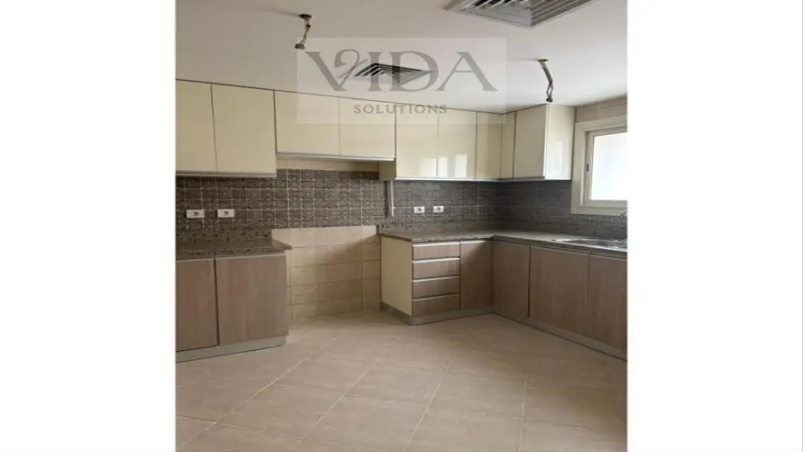 Luxury Apartment with Private Garden and Shared Pool