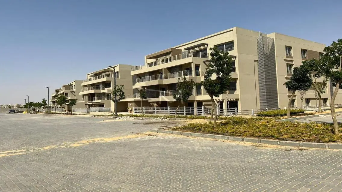 Luxury Villa for Sale with Stunning Lake View