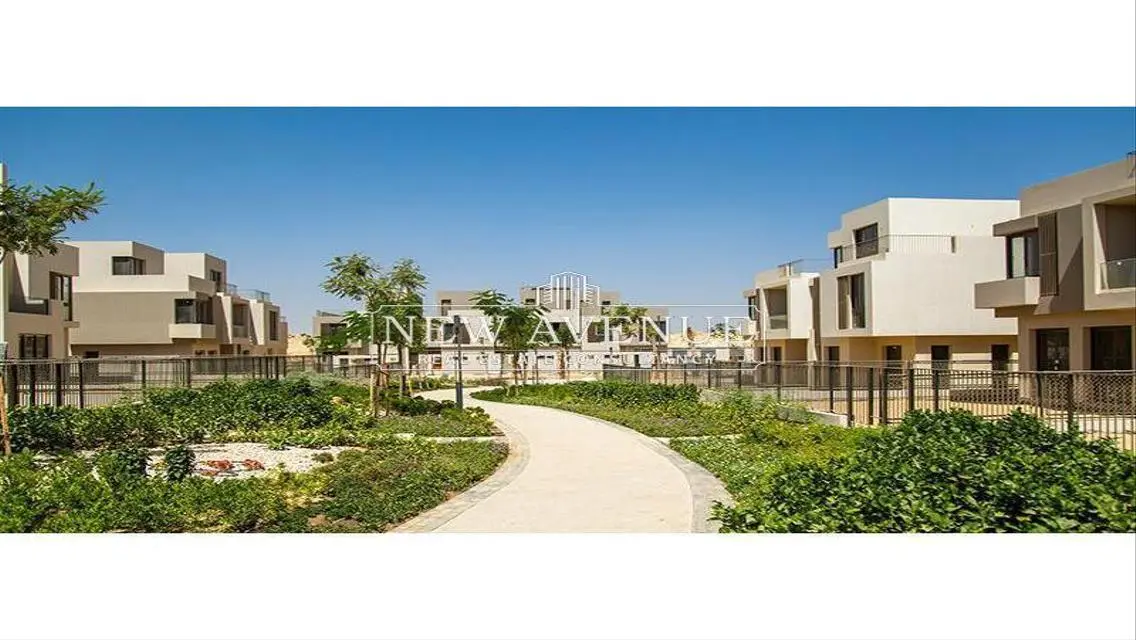 Luxurious 2-Bedroom Apartment with Excellent Amenities