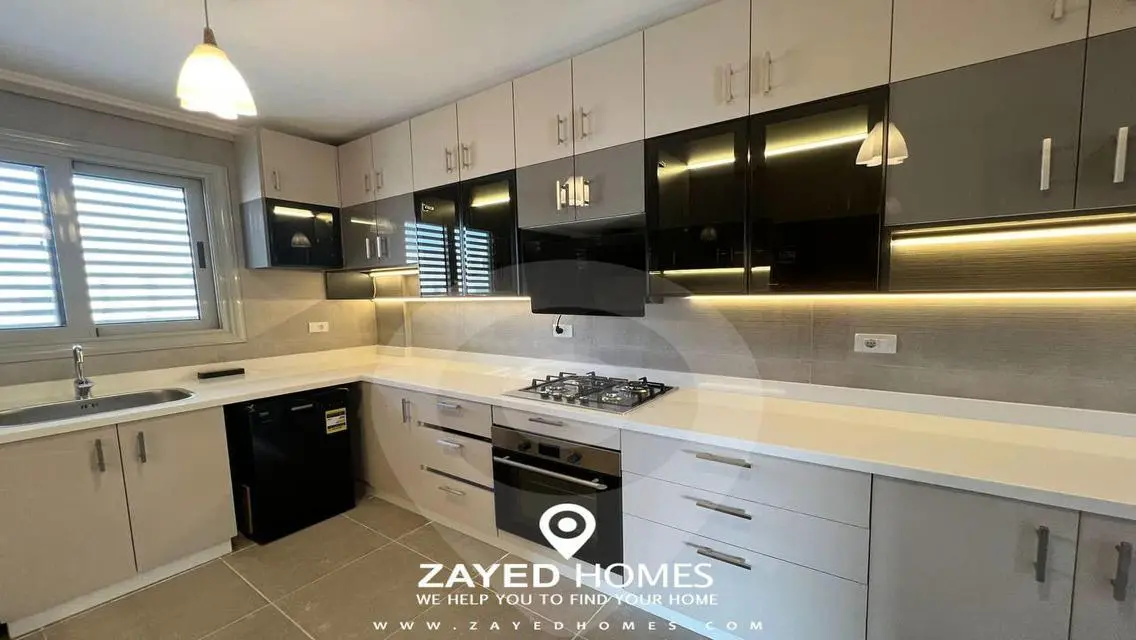 Luxurious Apartment with Ample Space and Amenities