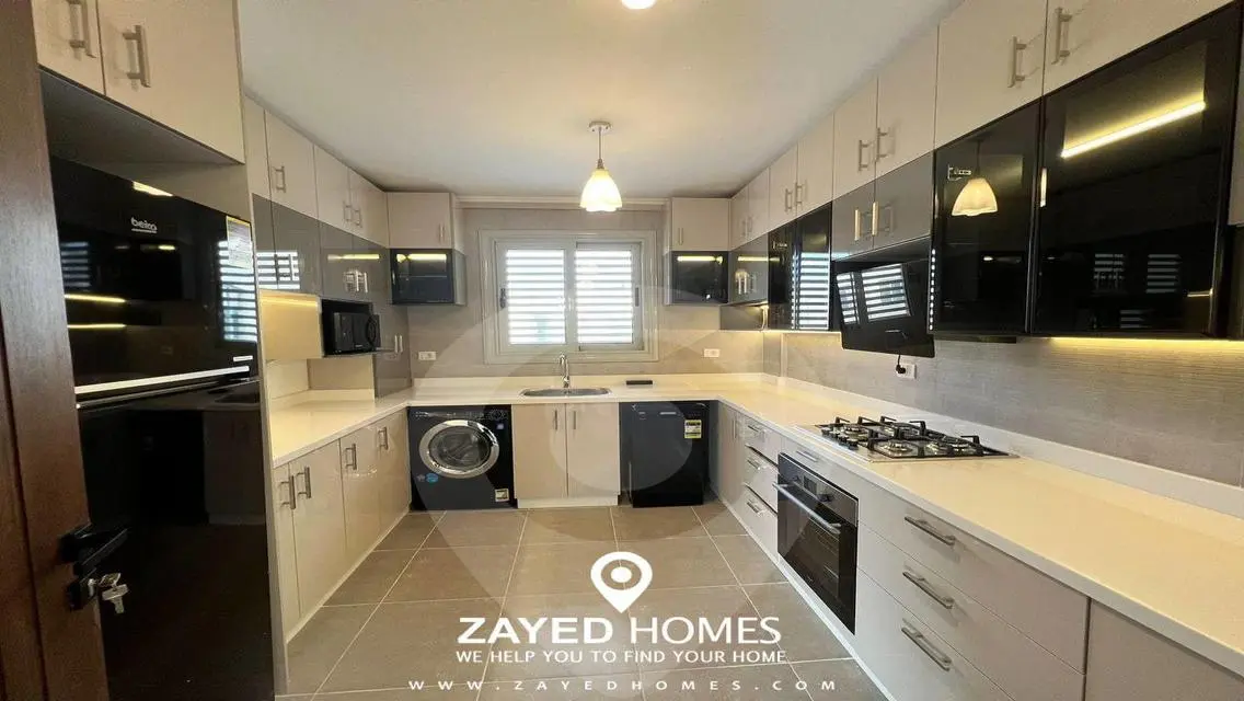 Luxurious Apartment with Ample Space and Amenities