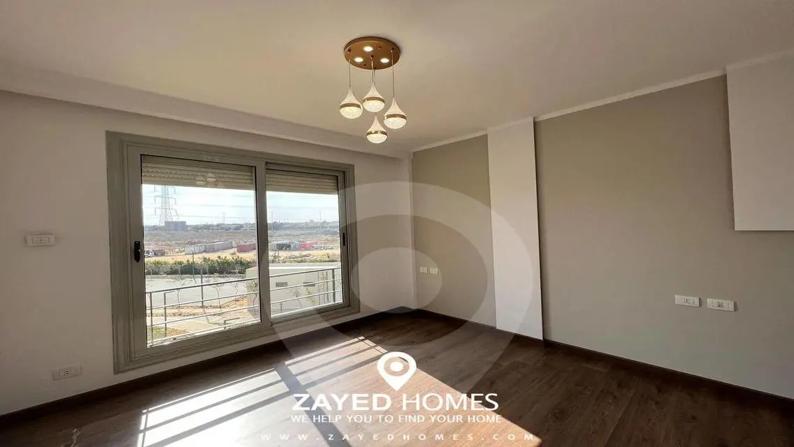 Luxurious Apartment with Ample Space and Amenities