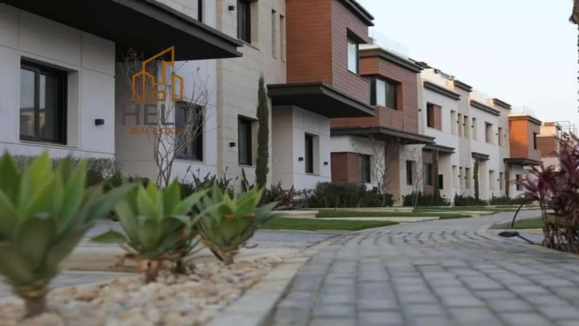 Luxury Villa for Sale with Modern Design
