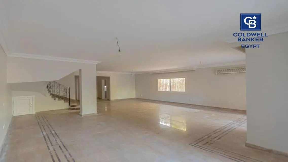Stunning Apartment for Sale with Beachfront View - 7 Meters