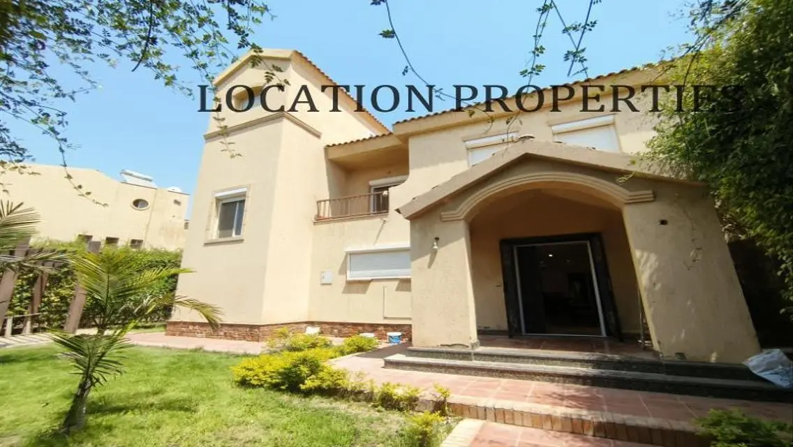 Luxury Villa for Sale with Private Pool and Garden