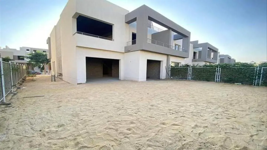 Luxury Apartment with Private Garden for Sale