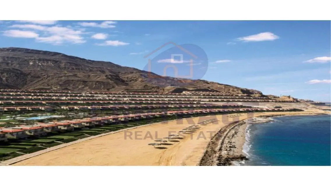 Stunning Villa with Spacious Private Garden