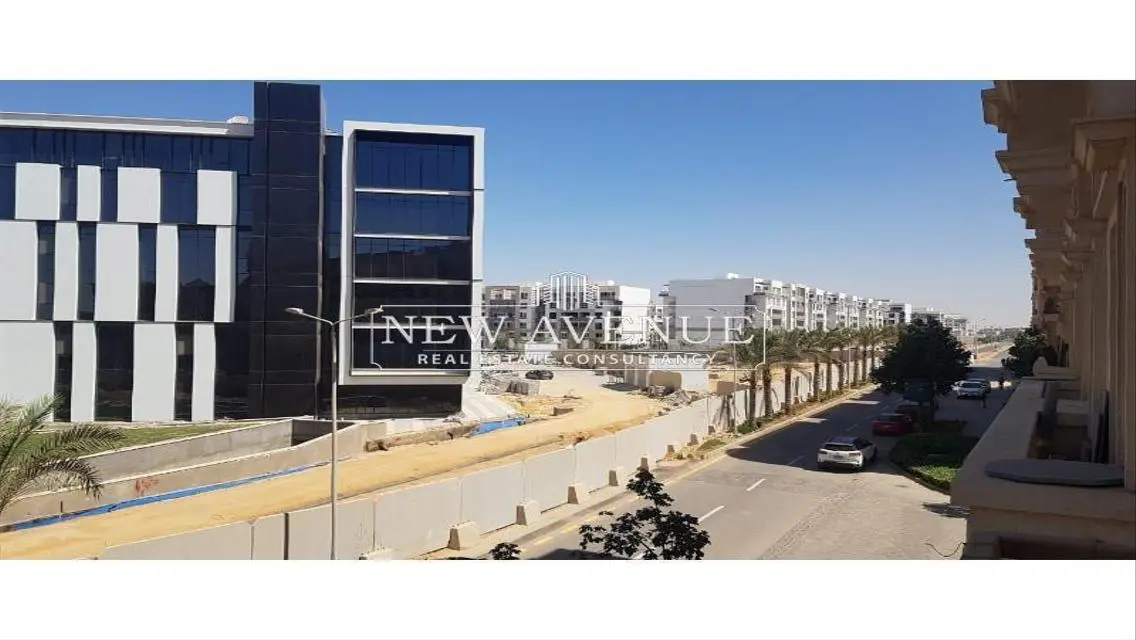 شقة فاخرة في قلب المدينة بسعر 14350000