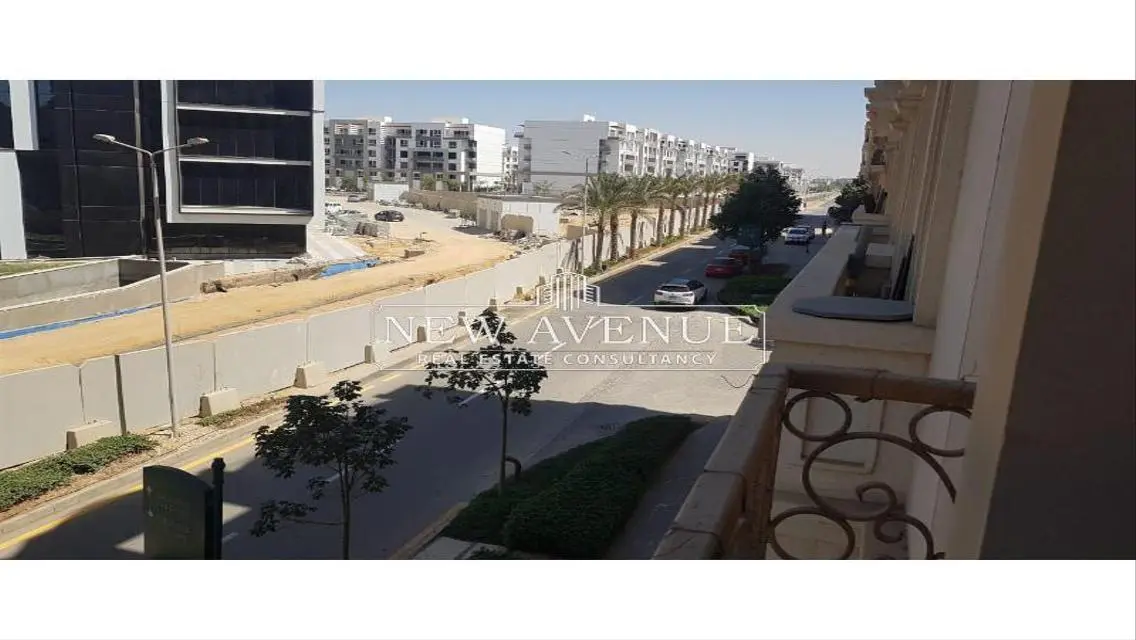 شقة فاخرة في قلب المدينة بسعر 14350000