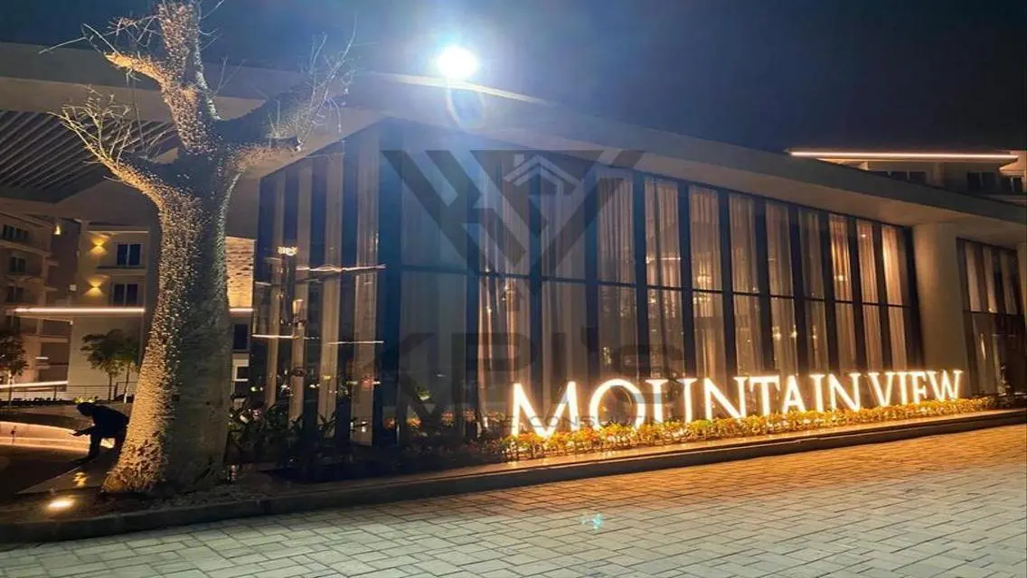Luxury Apartment in Mountain View Development