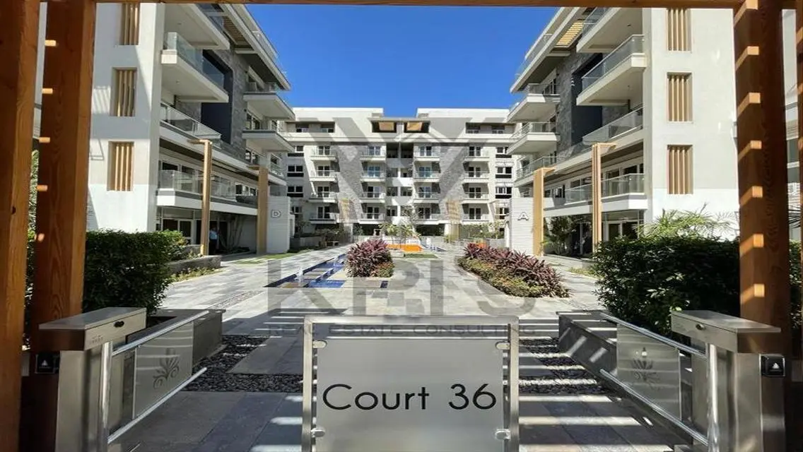 Luxury Apartment in Mountain View Development
