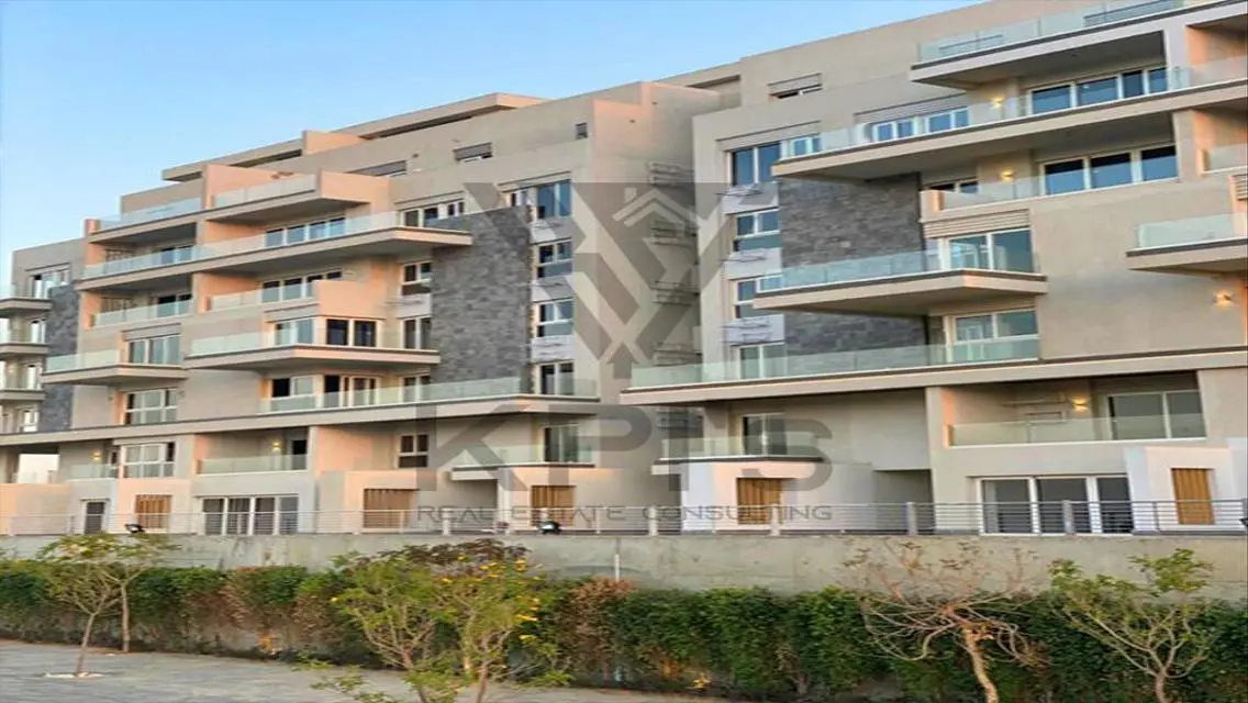 Luxury Apartment in Mountain View Development