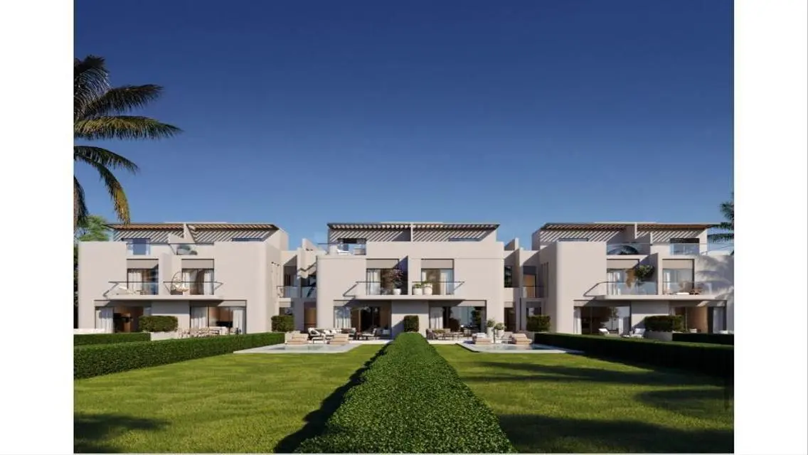 Luxury Villa with Private Garden and Pool