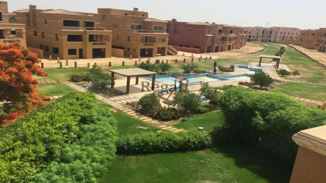 شقة فاخرة بمساحة 165 متر² للبيع في موقع متميز